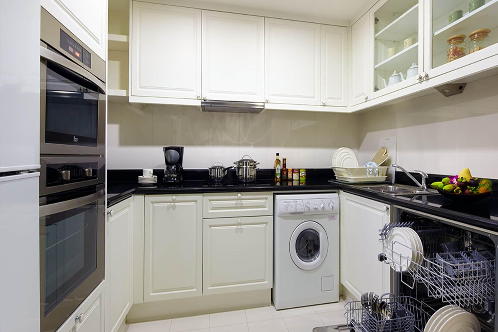 Grande Centre Point Hotel Ratchadamri Μπανγκόκ Εξωτερικό φωτογραφία A modern kitchen